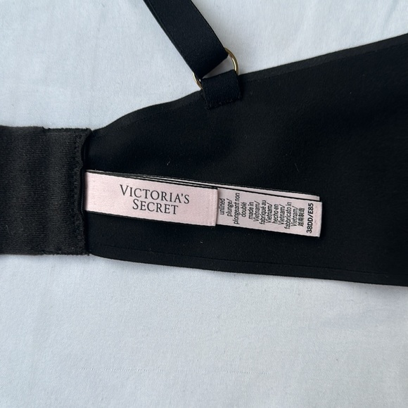 Black Victoria Secret Bralette - 38DD - Picture 4 of 4